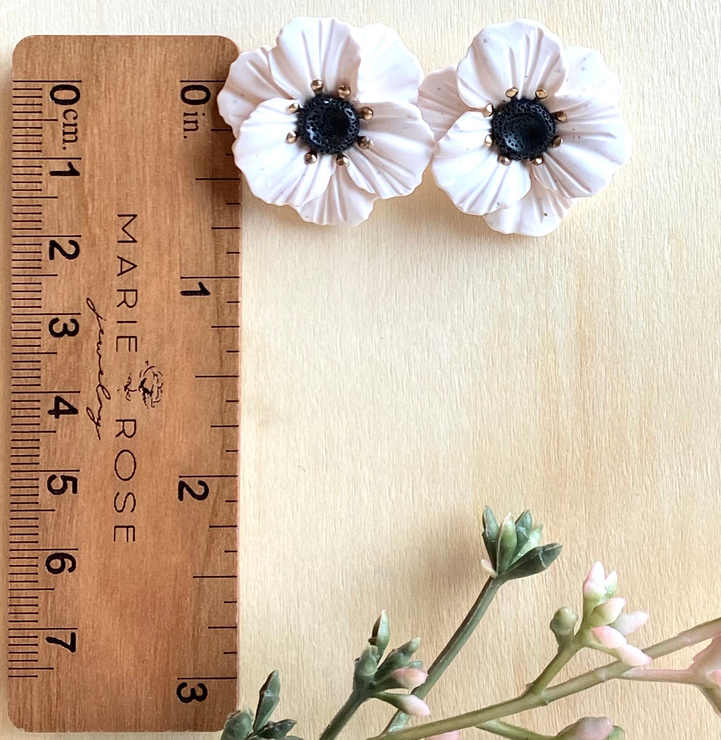 Poppy Studs - 2 Colors Available