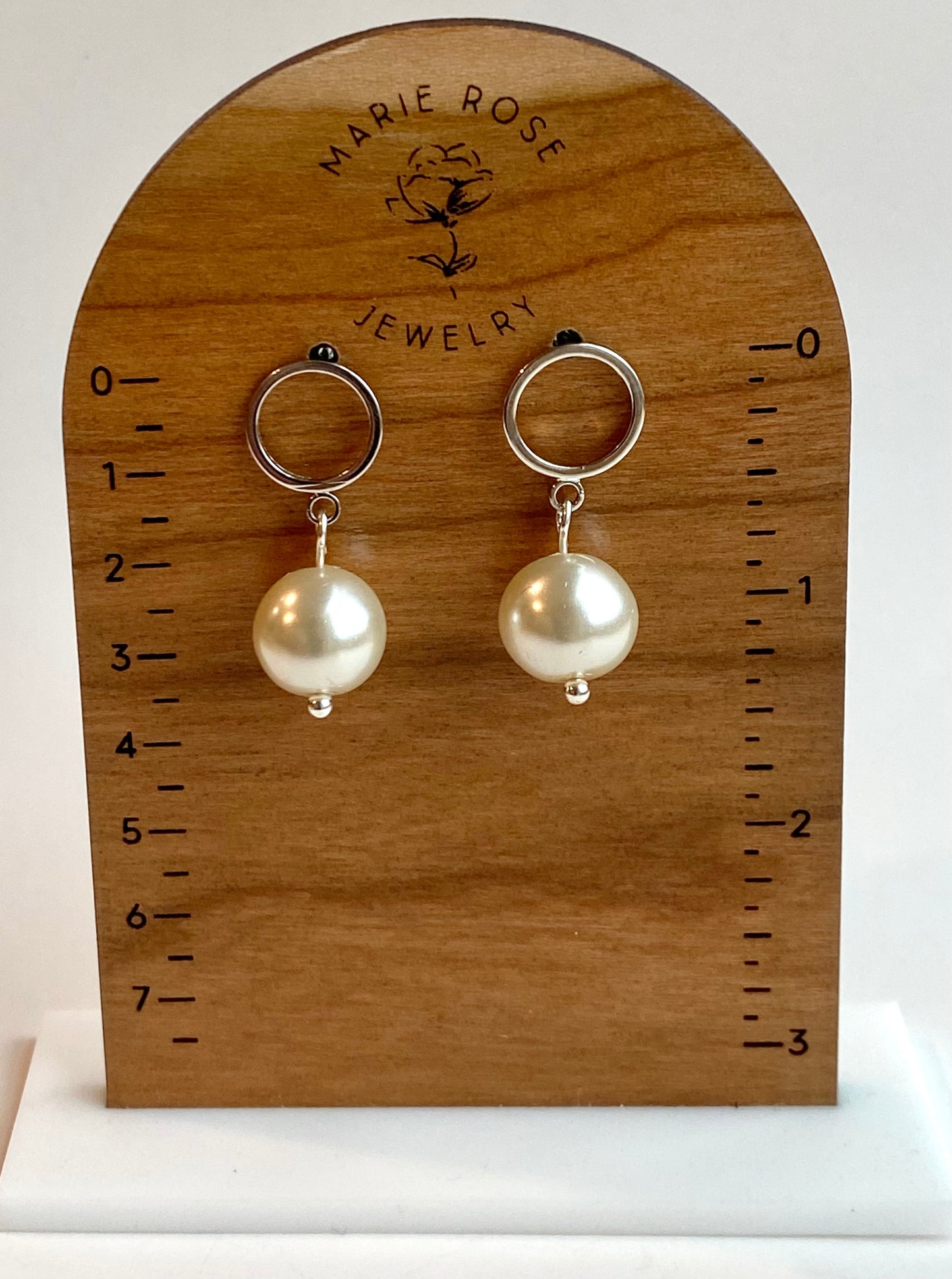 Round Pearl Drop Dangle